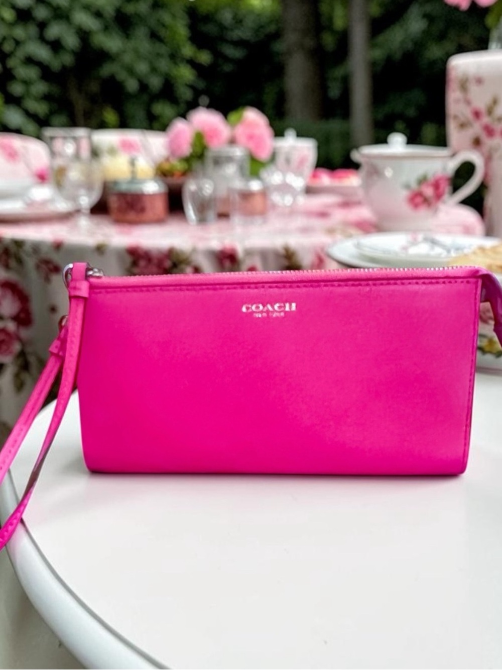 COACH Hot Pink Crossgrain Leather Large Top Zip Wristlet Wallet
